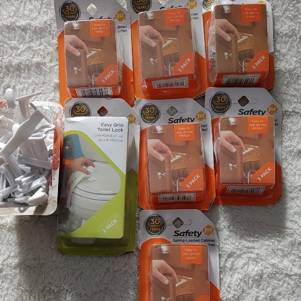 Safety 1st Easy Grip Toilet Lock - White